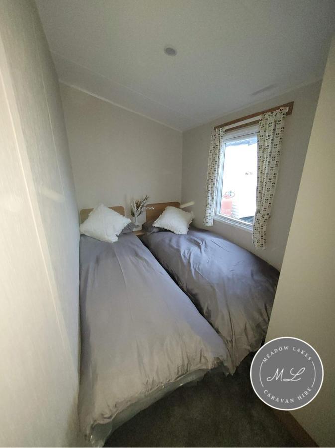 Palm Grove 181- Golden Palm - Pet Friendly, Wifi, Central Heating, Bed Linen - Meadow Lakes Caravan & Lodge Hire Chapel Saint Leonards Exteriér fotografie