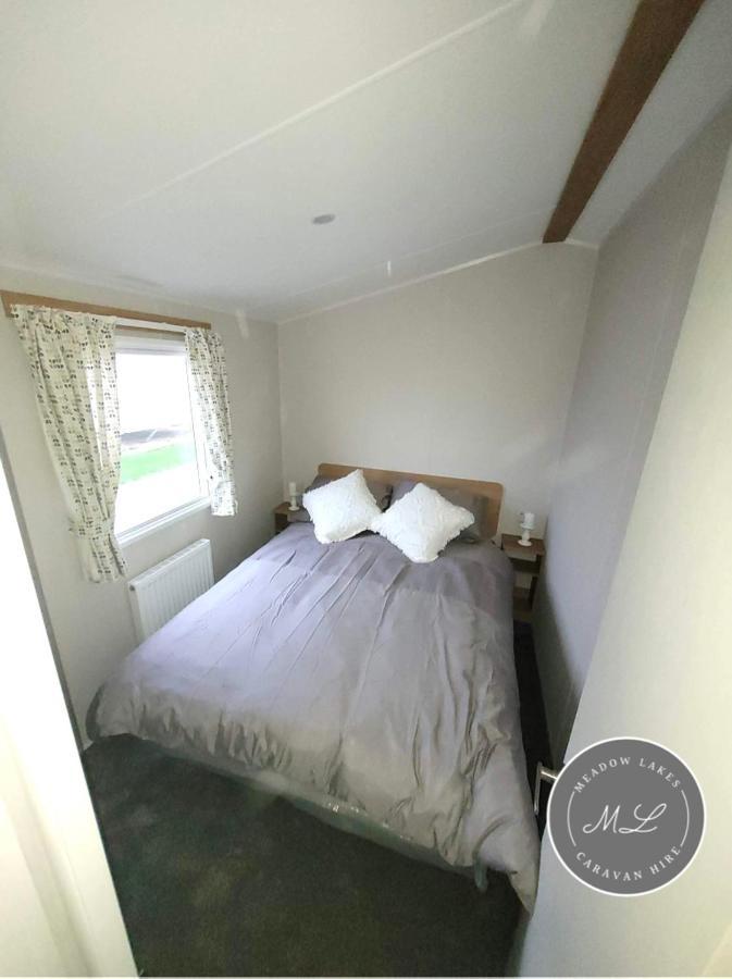 Palm Grove 181- Golden Palm - Pet Friendly, Wifi, Central Heating, Bed Linen - Meadow Lakes Caravan & Lodge Hire Chapel Saint Leonards Exteriér fotografie